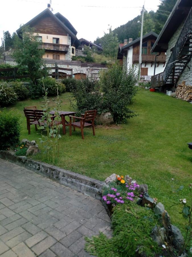 Casa Vacanze Emilio Temù Buitenkant foto