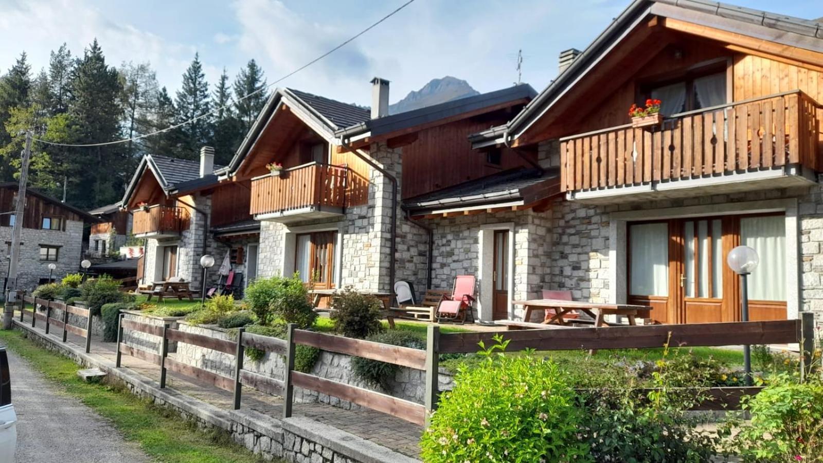 Casa Vacanze Emilio Temù Buitenkant foto