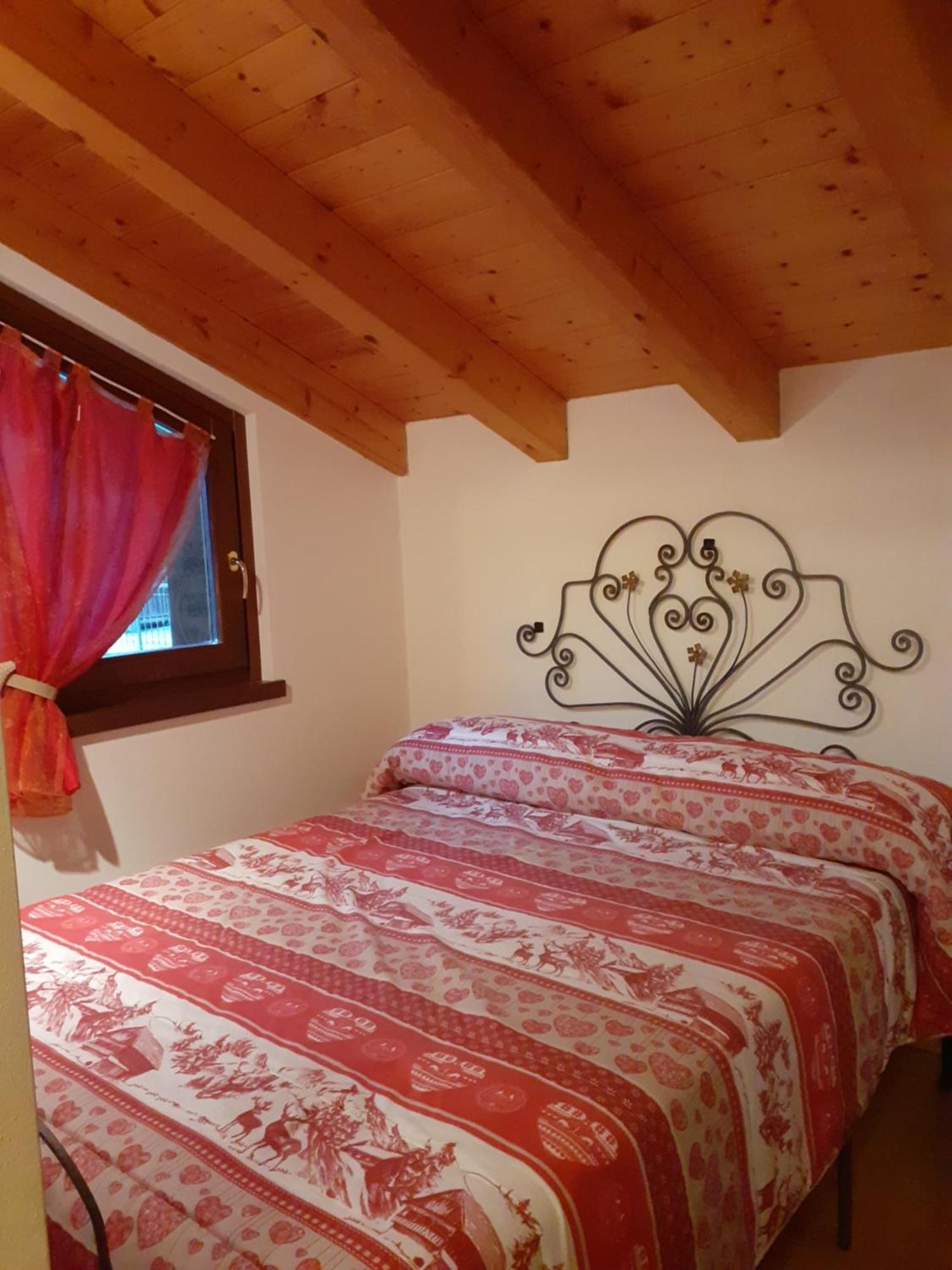 Casa Vacanze Emilio Temù Buitenkant foto